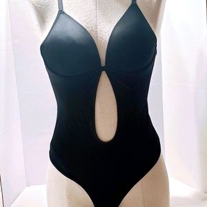 🦨Bodysuit with Cutouts Medium